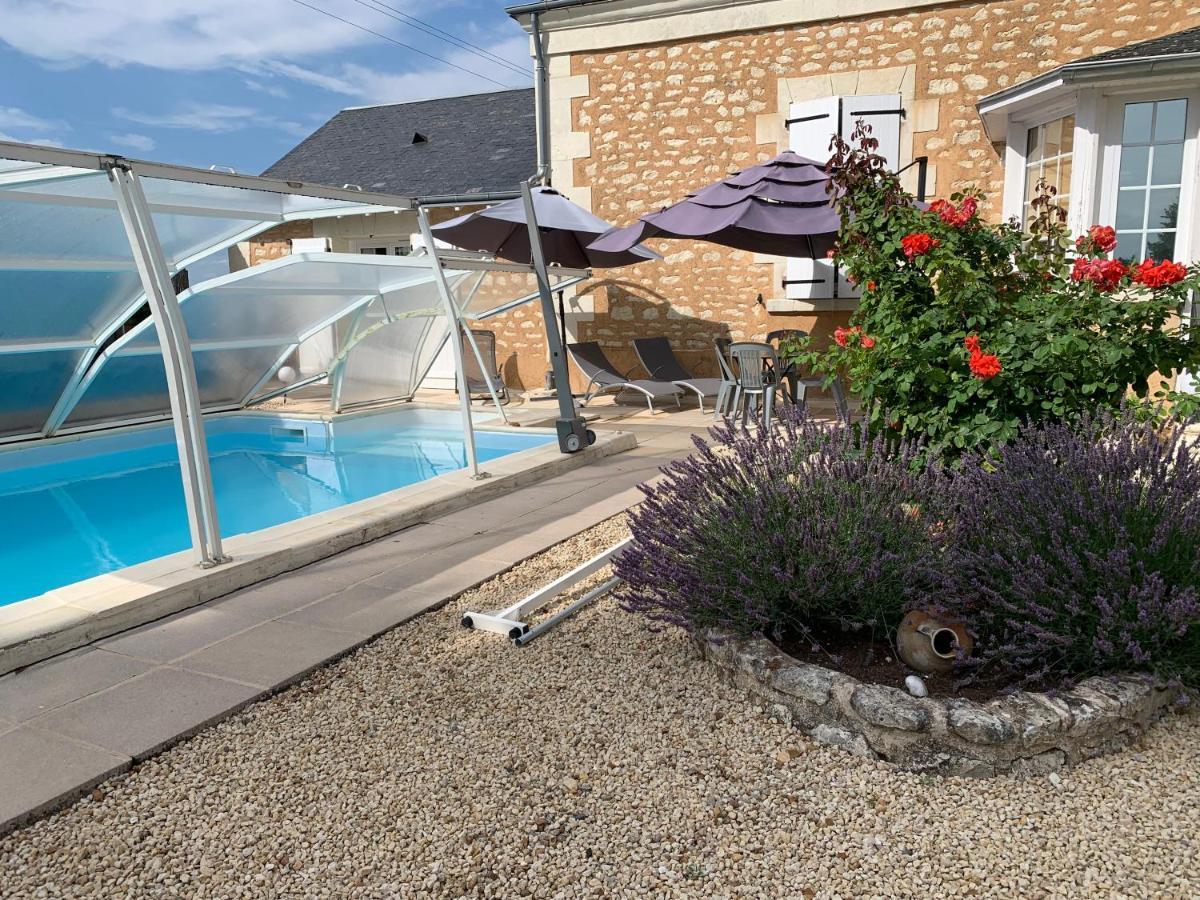 La Costonnerie Bed & Breakfast Leigne-sur-Usseau Exterior photo