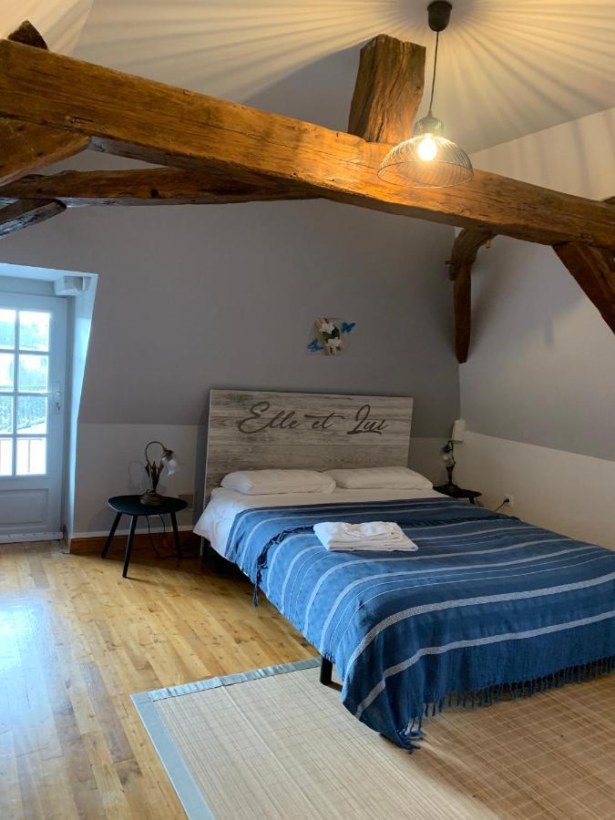 La Costonnerie Bed & Breakfast Leigne-sur-Usseau Exterior photo